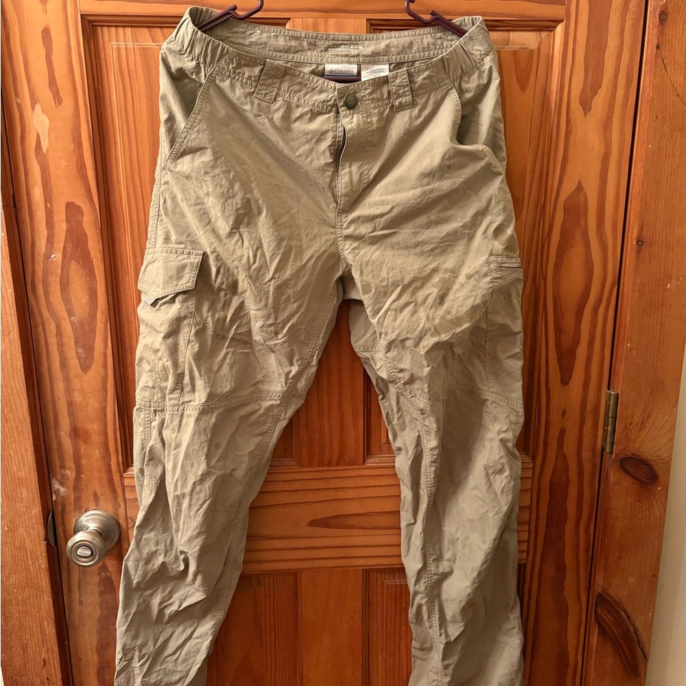 Columbia Men's Tan Cargo Pants